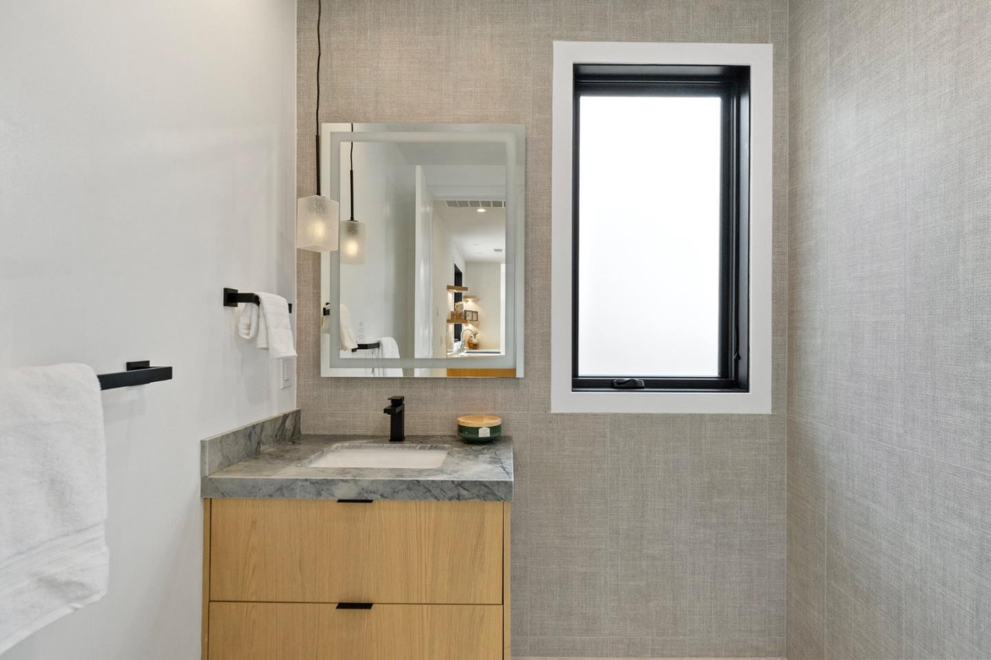 Detail Gallery Image 27 of 113 For 18061 Saratoga Los Gatos Rd, Monte Sereno,  CA 95030 - 5 Beds | 4/1 Baths