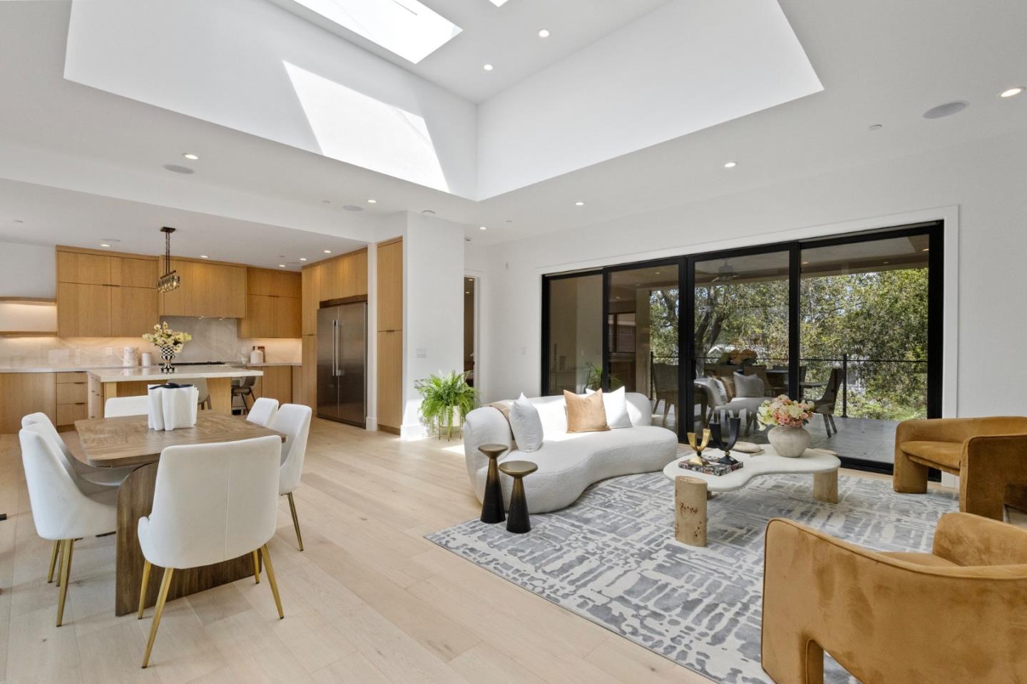 Detail Gallery Image 7 of 113 For 18061 Saratoga Los Gatos Rd, Monte Sereno,  CA 95030 - 5 Beds | 4/1 Baths
