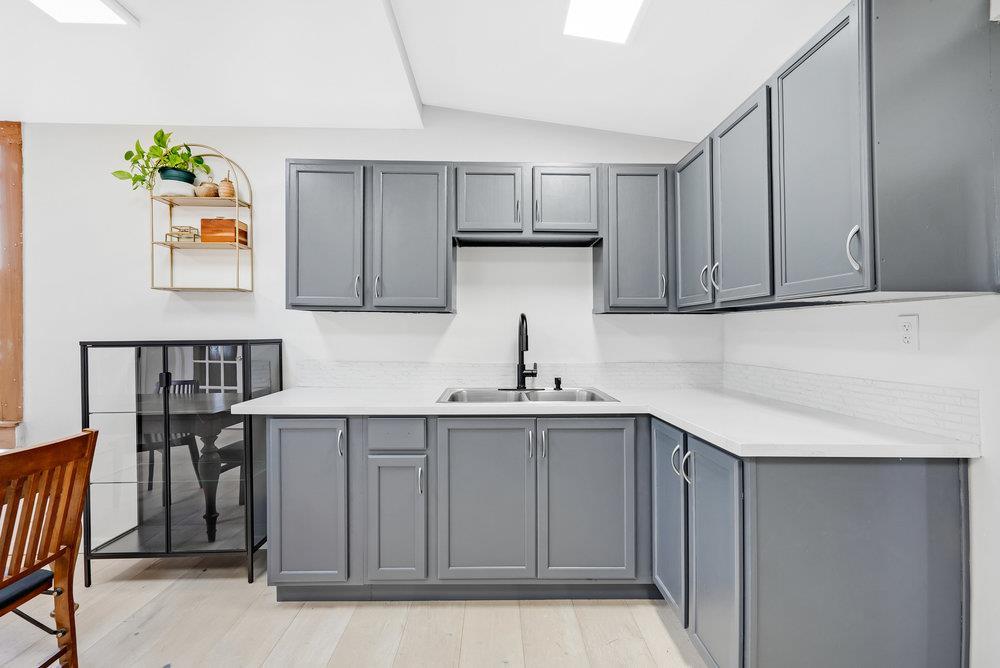Detail Gallery Image 9 of 35 For 49 Hawkins St, Hollister,  CA 95023 - 2 Beds | 1 Baths