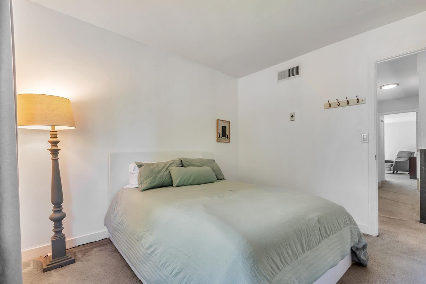 Detail Gallery Image 22 of 35 For 6142 Springer Way, San Jose,  CA 95123 - 5 Beds | 2/1 Baths