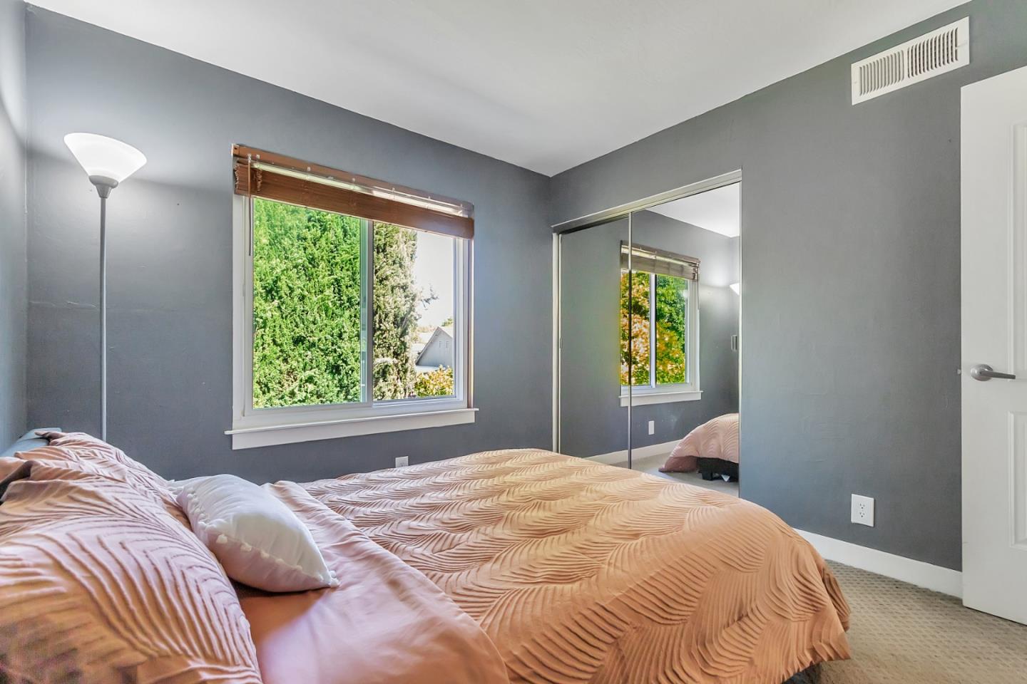 Detail Gallery Image 24 of 35 For 6142 Springer Way, San Jose,  CA 95123 - 5 Beds | 2/1 Baths