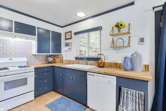 Detail Gallery Image 17 of 58 For 345 Saint Francis Dr, Boulder Creek,  CA 95006 - 3 Beds | 2 Baths