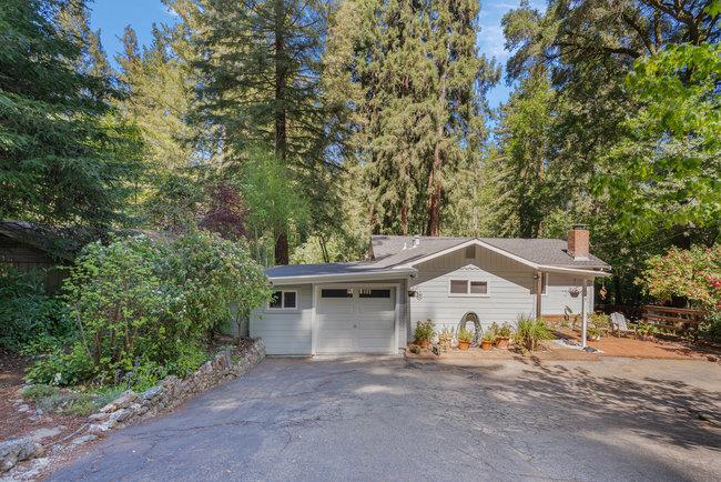 Detail Gallery Image 5 of 58 For 345 Saint Francis Dr, Boulder Creek,  CA 95006 - 3 Beds | 2 Baths
