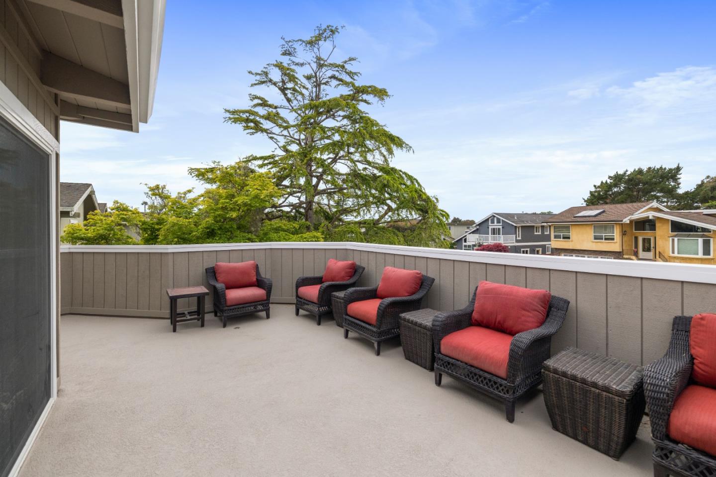 Detail Gallery Image 13 of 68 For 230 via Novella, Aptos,  CA 95003 - 5 Beds | 4 Baths
