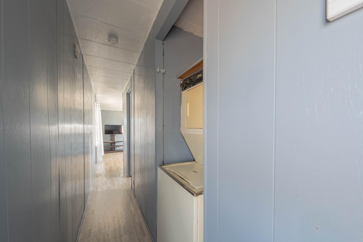 Detail Gallery Image 17 of 22 For 55 San Juan Grade #16,  Salinas,  CA 93906 - 2 Beds | 1 Baths
