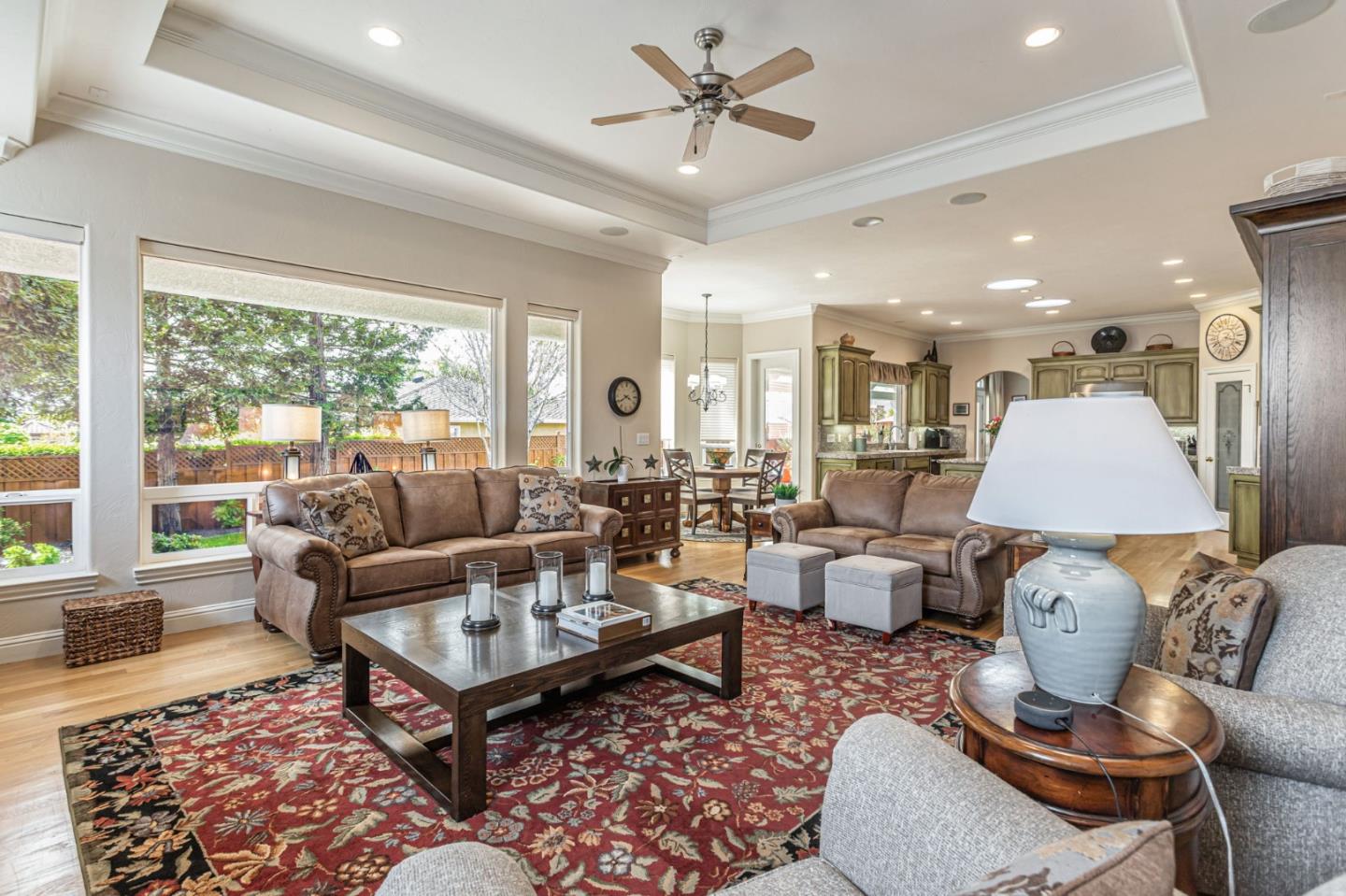 Detail Gallery Image 16 of 52 For 95 Marcus Ct, Hollister,  CA 95023 - 4 Beds | 3 Baths