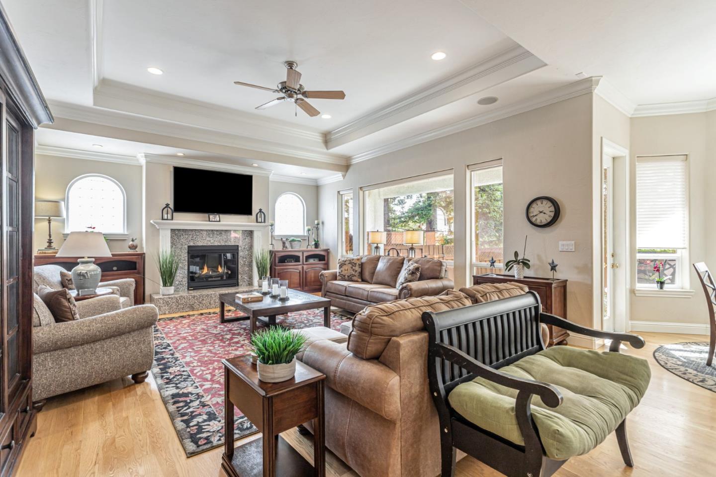 Detail Gallery Image 17 of 52 For 95 Marcus Ct, Hollister,  CA 95023 - 4 Beds | 3 Baths