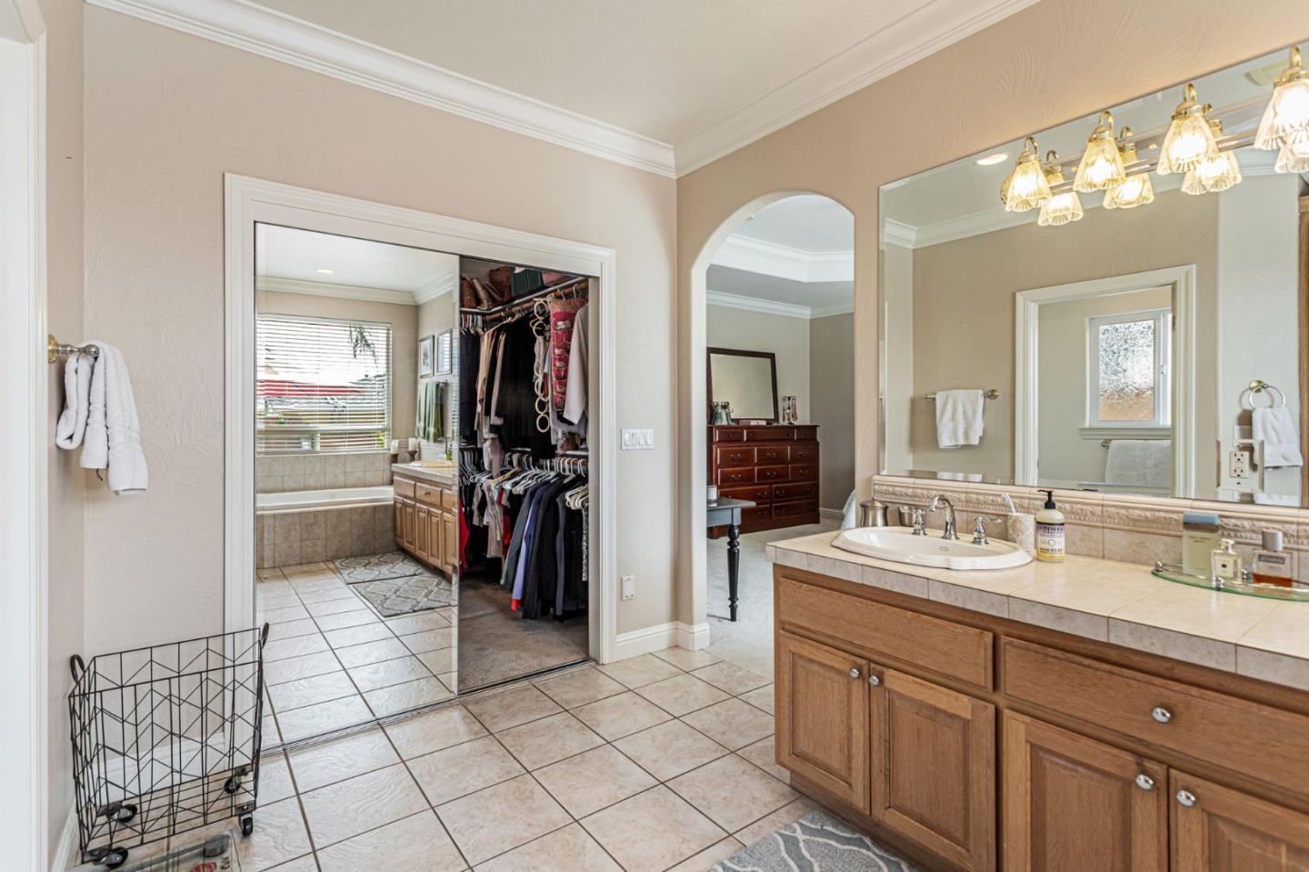 Detail Gallery Image 29 of 52 For 95 Marcus Ct, Hollister,  CA 95023 - 4 Beds | 3 Baths