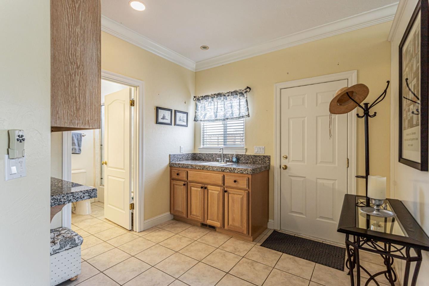 Detail Gallery Image 34 of 52 For 95 Marcus Ct, Hollister,  CA 95023 - 4 Beds | 3 Baths