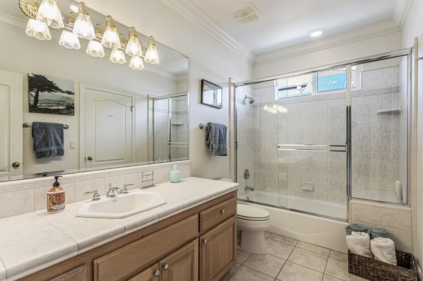 Detail Gallery Image 37 of 52 For 95 Marcus Ct, Hollister,  CA 95023 - 4 Beds | 3 Baths