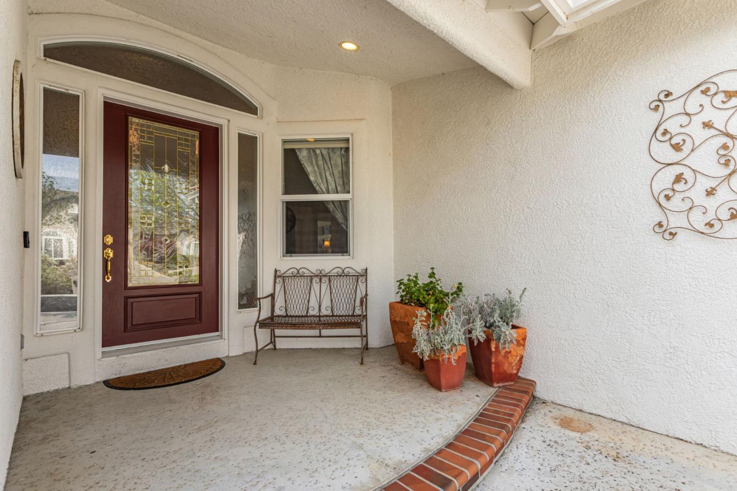 Detail Gallery Image 5 of 52 For 95 Marcus Ct, Hollister,  CA 95023 - 4 Beds | 3 Baths