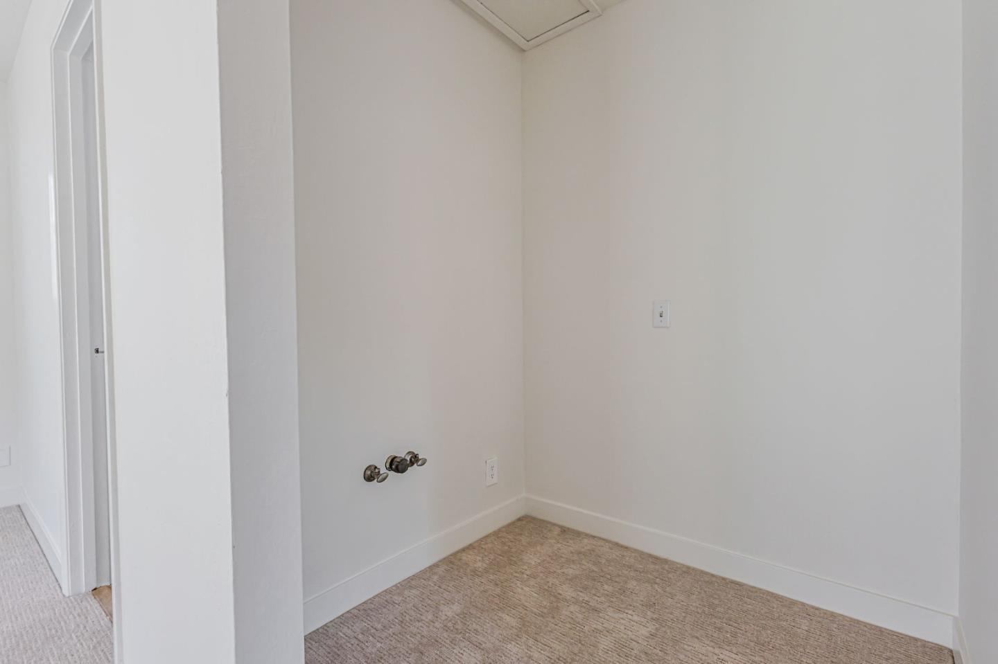Detail Gallery Image 25 of 47 For 921 Newman Dr, South San Francisco,  CA 94080 - 4 Beds | 2 Baths