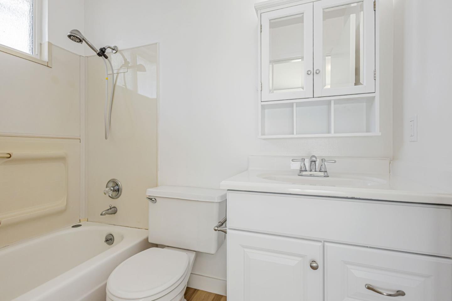Detail Gallery Image 26 of 47 For 921 Newman Dr, South San Francisco,  CA 94080 - 4 Beds | 2 Baths