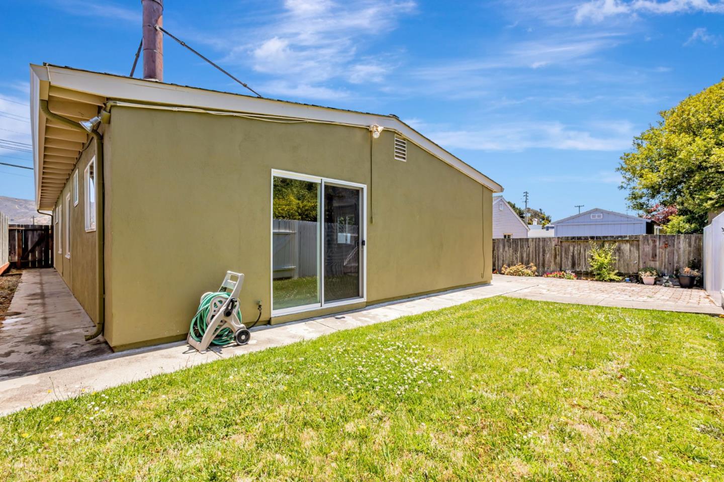 Detail Gallery Image 29 of 47 For 921 Newman Dr, South San Francisco,  CA 94080 - 4 Beds | 2 Baths