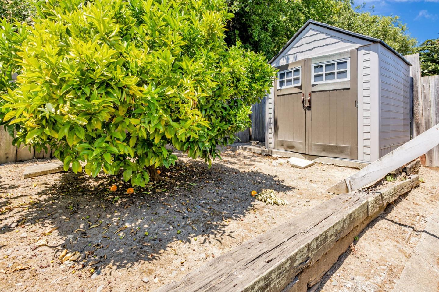 Detail Gallery Image 34 of 47 For 921 Newman Dr, South San Francisco,  CA 94080 - 4 Beds | 2 Baths