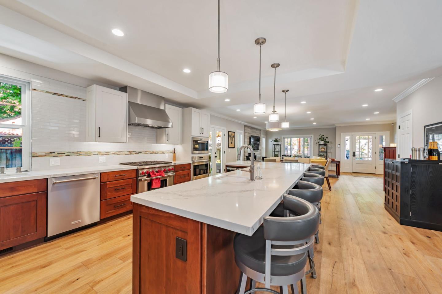 Detail Gallery Image 10 of 37 For 1001 Michigan Ave, San Jose,  CA 95125 - 4 Beds | 3/1 Baths