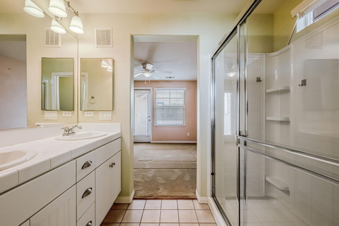 Detail Gallery Image 19 of 25 For 765 Harbor Cliff Way #126,  Oceanside,  CA 92054 - 2 Beds | 2/1 Baths