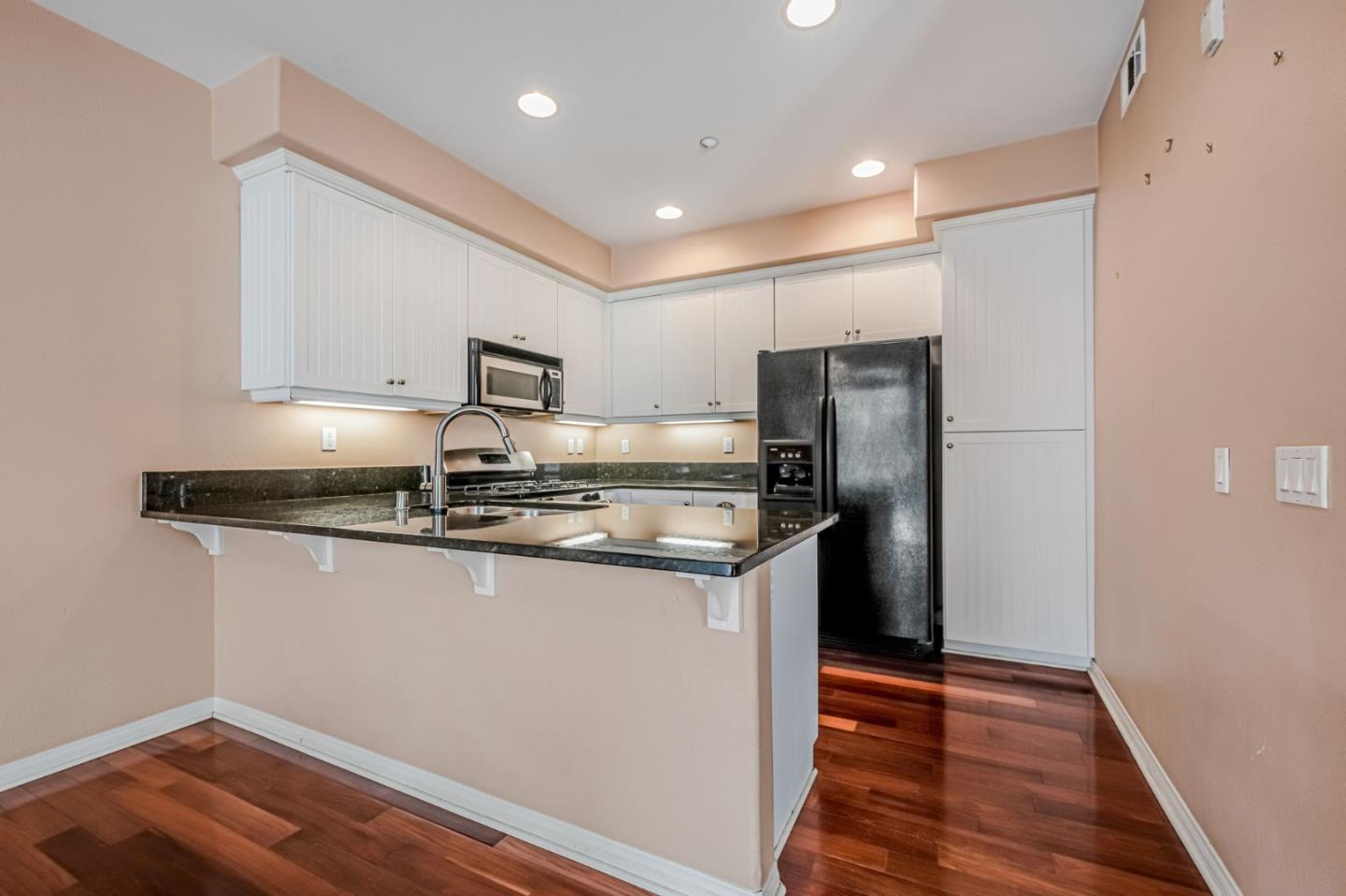 Detail Gallery Image 6 of 25 For 765 Harbor Cliff Way #126,  Oceanside,  CA 92054 - 2 Beds | 2/1 Baths