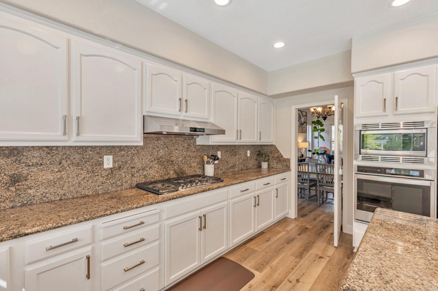 Detail Gallery Image 18 of 78 For 7012 Rosado Dr, El Dorado Hills,  CA 95762 - 5 Beds | 3 Baths