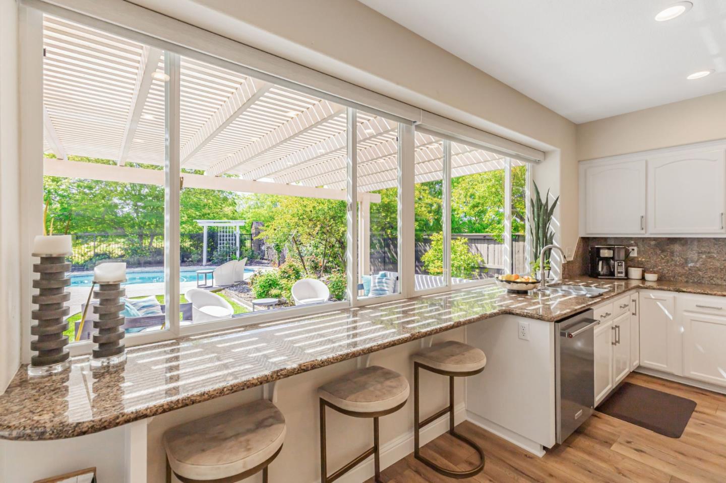 Detail Gallery Image 22 of 78 For 7012 Rosado Dr, El Dorado Hills,  CA 95762 - 5 Beds | 3 Baths
