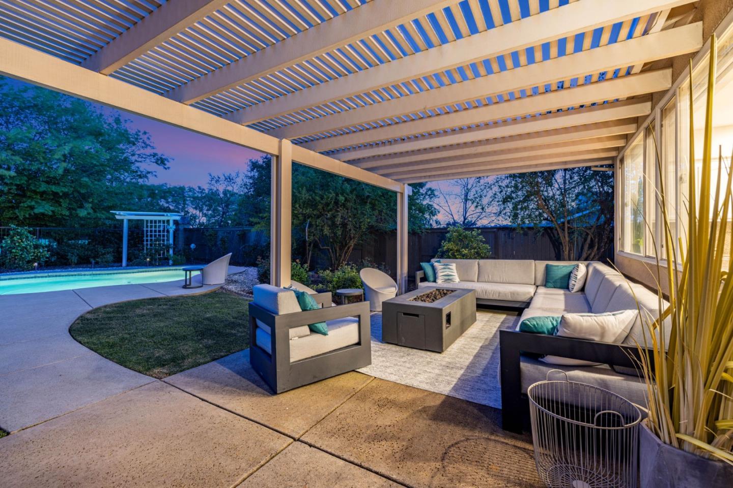 Detail Gallery Image 76 of 78 For 7012 Rosado Dr, El Dorado Hills,  CA 95762 - 5 Beds | 3 Baths