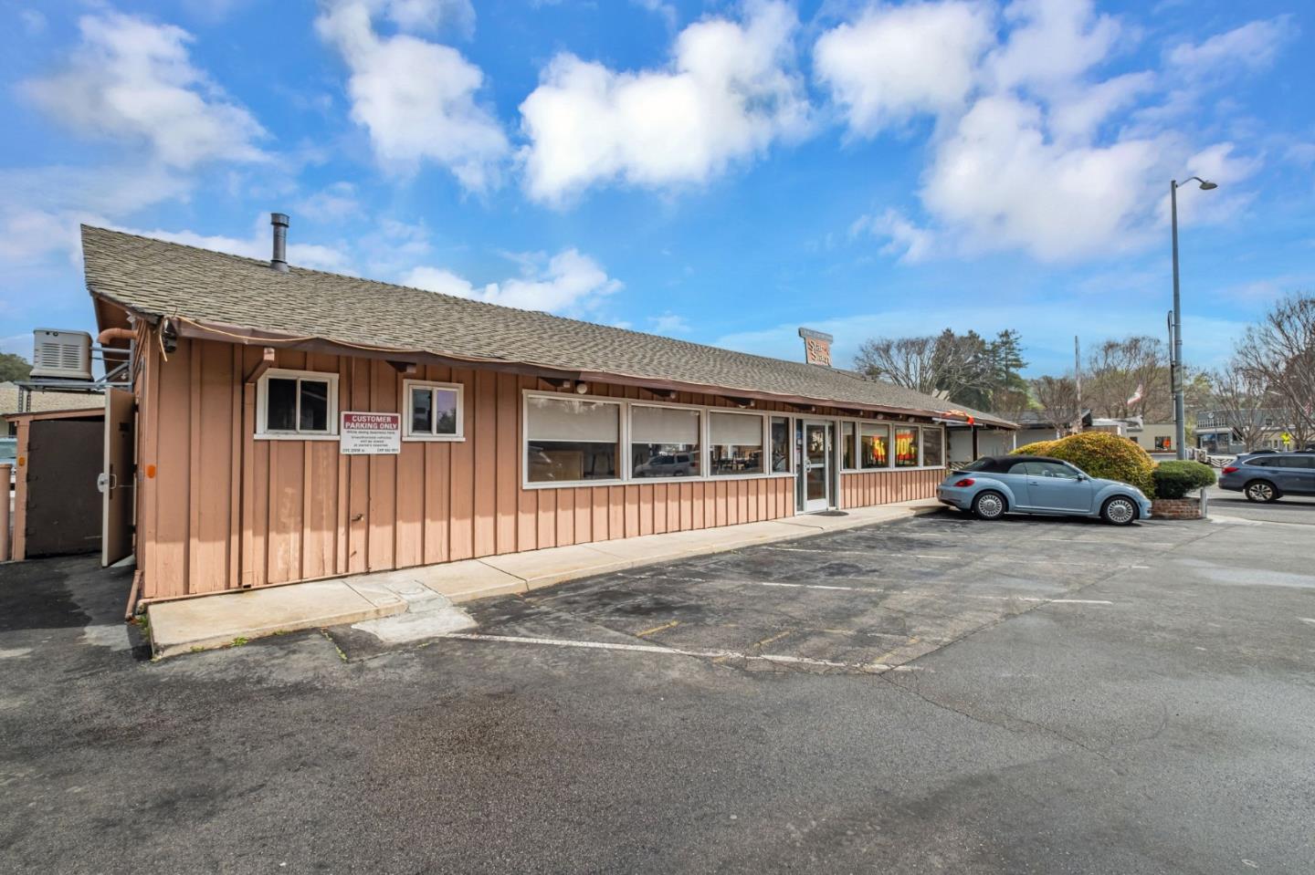 Detail Gallery Image 3 of 41 For 3025 Porter St, Soquel,  CA 95073 - – Beds | – Baths