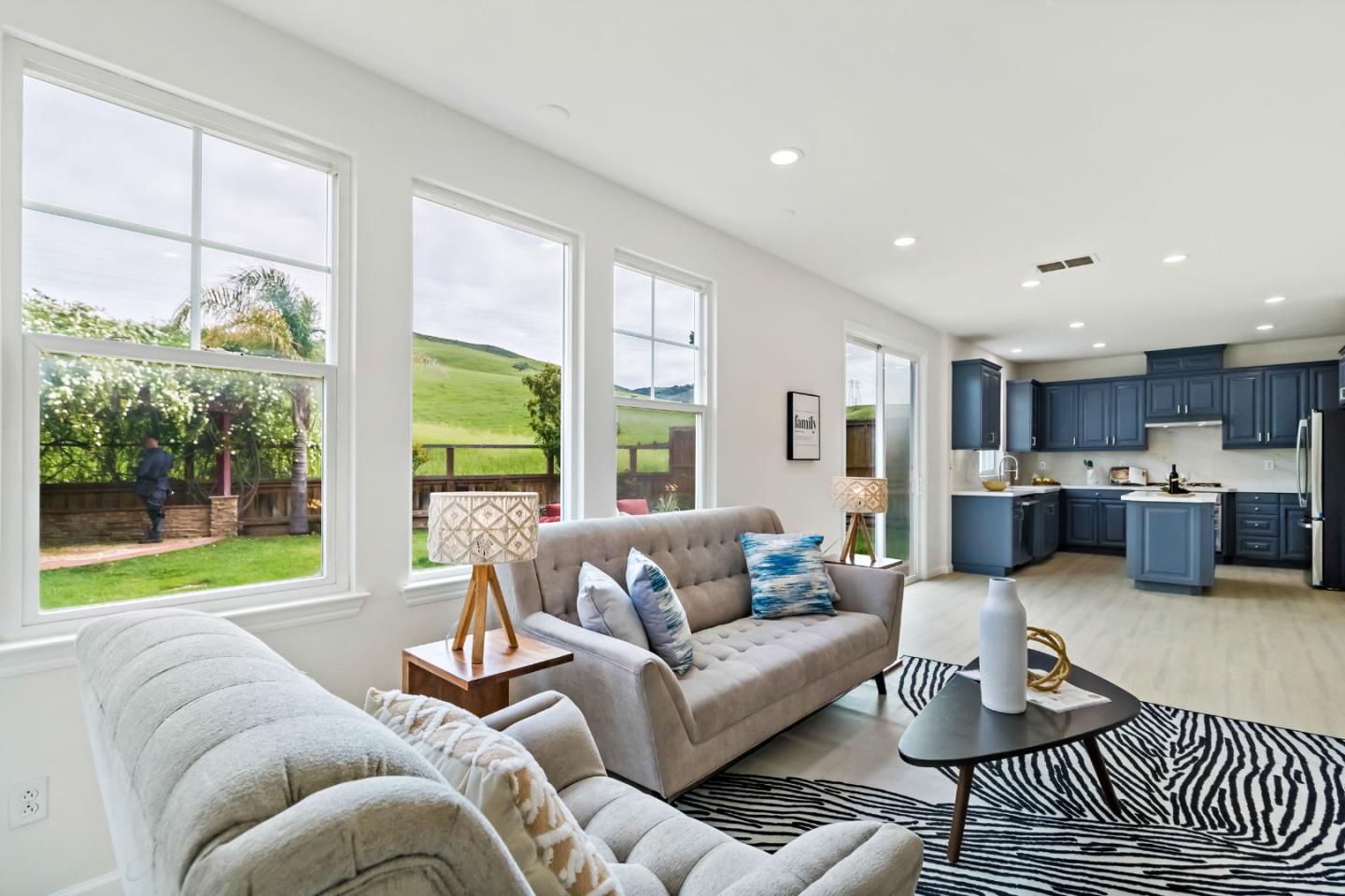 Detail Gallery Image 17 of 65 For 7422 Basking Ridge Ave, San Jose,  CA 95138 - 4 Beds | 2/1 Baths