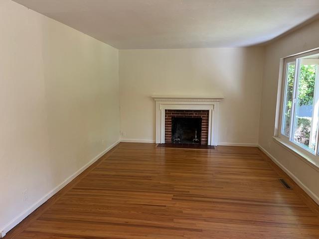 Detail Gallery Image 3 of 15 For 2233 W Hedding St, San Jose,  CA 95128 - 3 Beds | 2 Baths