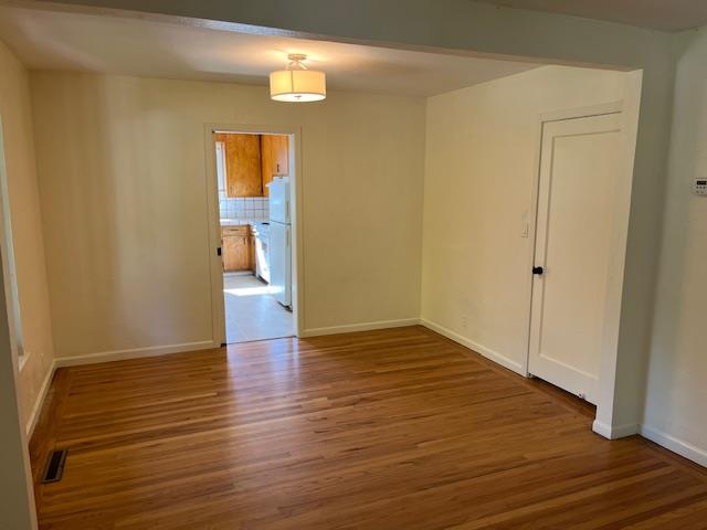 Detail Gallery Image 4 of 15 For 2233 W Hedding St, San Jose,  CA 95128 - 3 Beds | 2 Baths