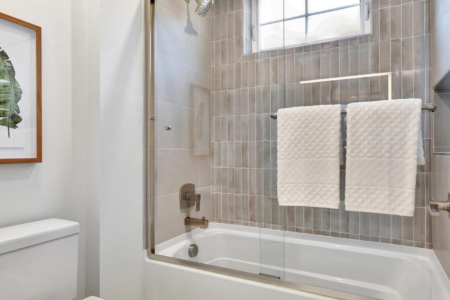 Detail Gallery Image 21 of 40 For 6219 Glendora Ct, San Jose,  CA 95123 - 5 Beds | 3/1 Baths