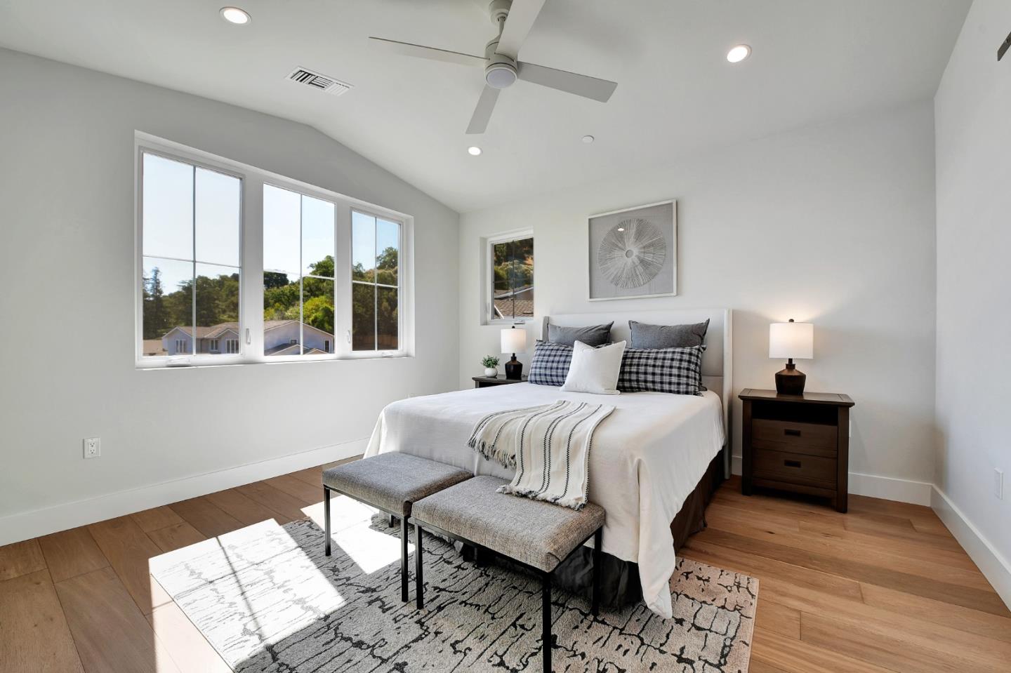 Detail Gallery Image 27 of 40 For 6219 Glendora Ct, San Jose,  CA 95123 - 5 Beds | 3/1 Baths