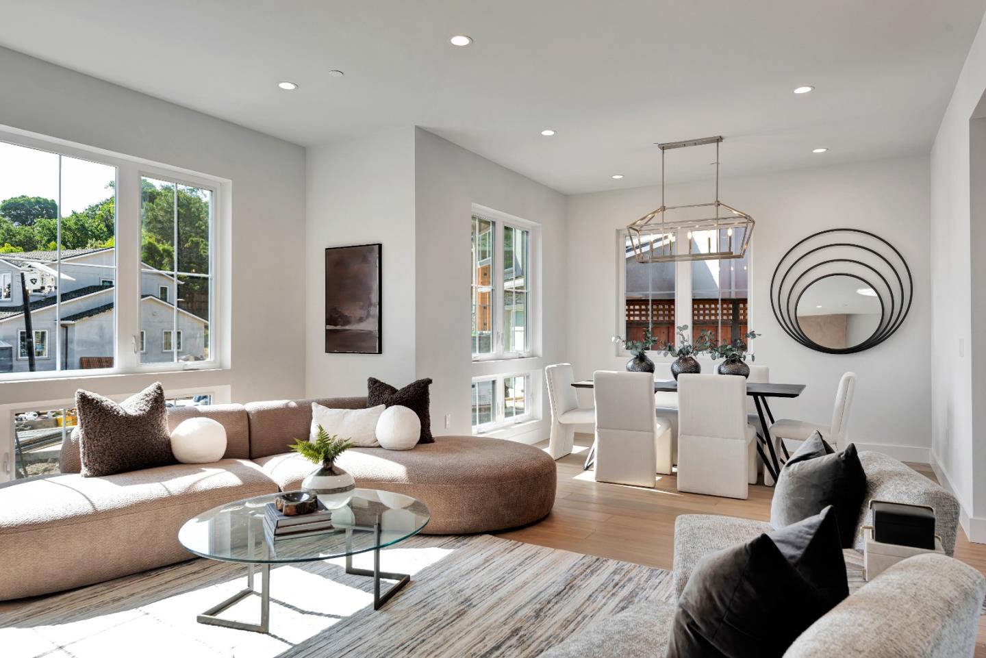 Detail Gallery Image 3 of 40 For 6219 Glendora Ct, San Jose,  CA 95123 - 5 Beds | 3/1 Baths