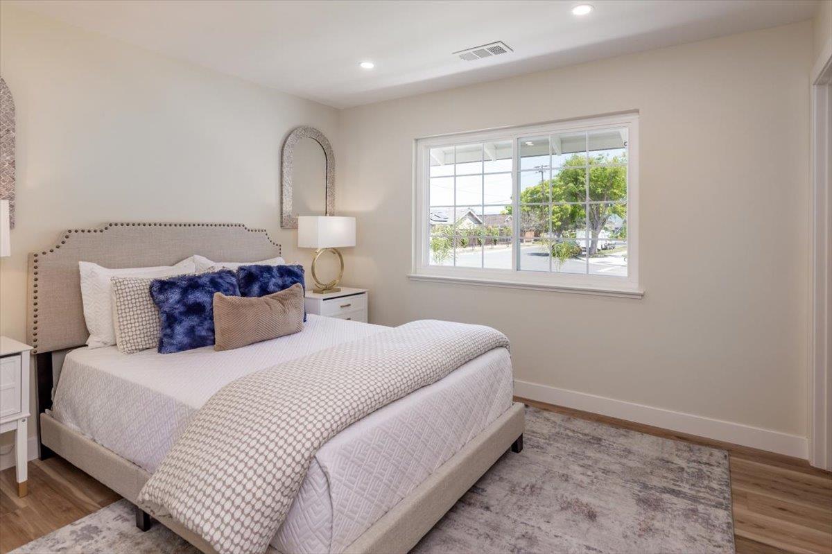 Detail Gallery Image 10 of 17 For 5701 Waltrip Ln, San Jose,  CA 95118 - 3 Beds | 2 Baths