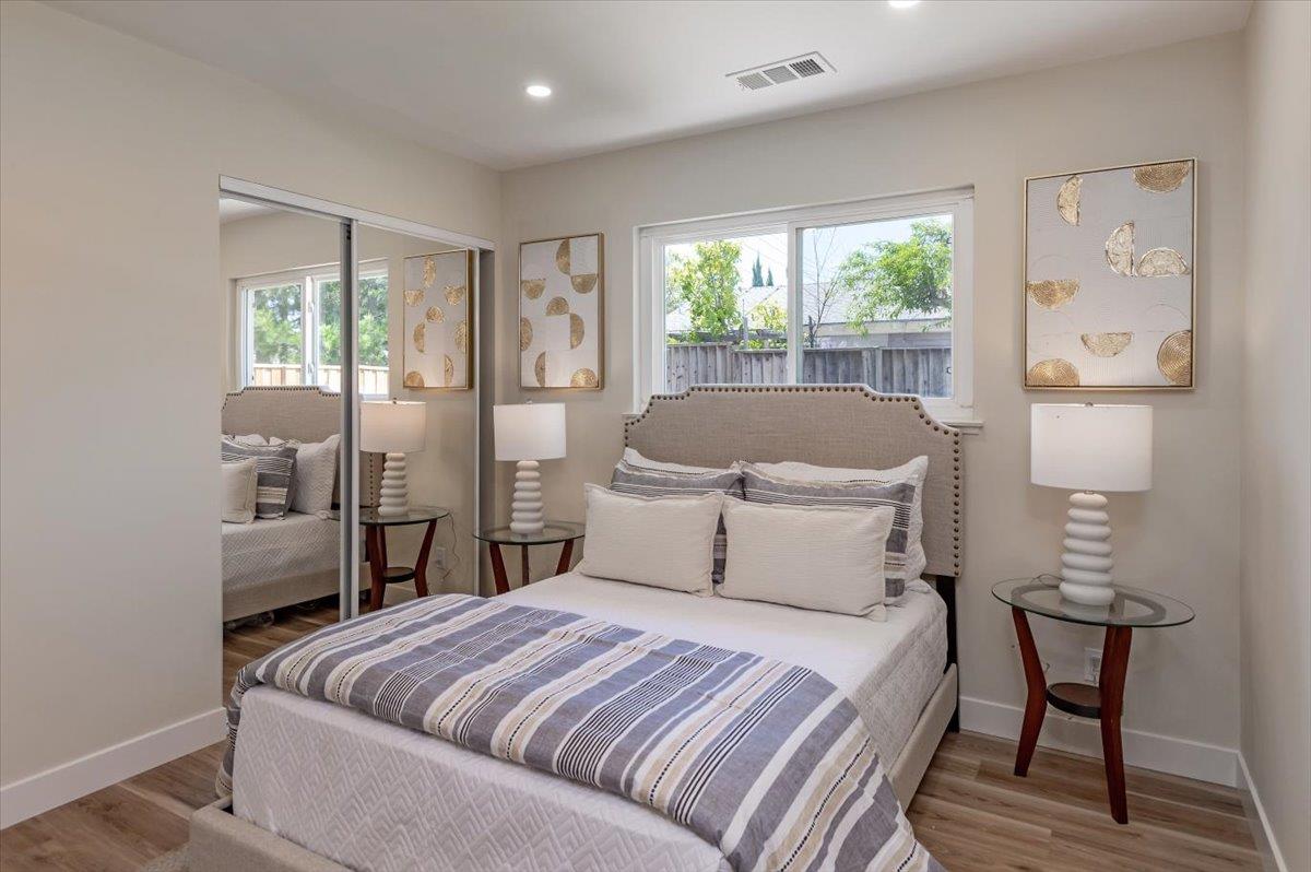 Detail Gallery Image 12 of 17 For 5701 Waltrip Ln, San Jose,  CA 95118 - 3 Beds | 2 Baths