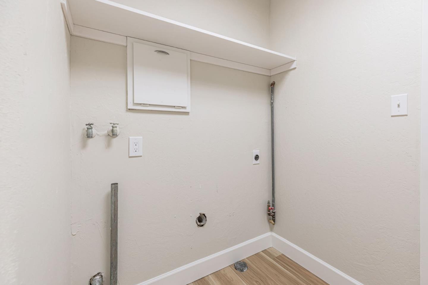 Detail Gallery Image 48 of 70 For 7540 Westwood Dr, Gilroy,  CA 95020 - 4 Beds | 3/1 Baths