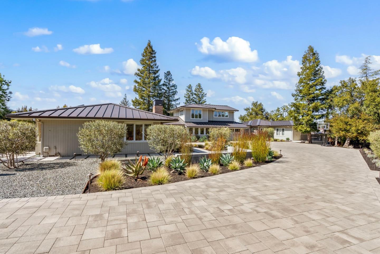 Detail Gallery Image 3 of 61 For 114 Nina Ct, Los Gatos,  CA 95030 - 4 Beds | 4 Baths