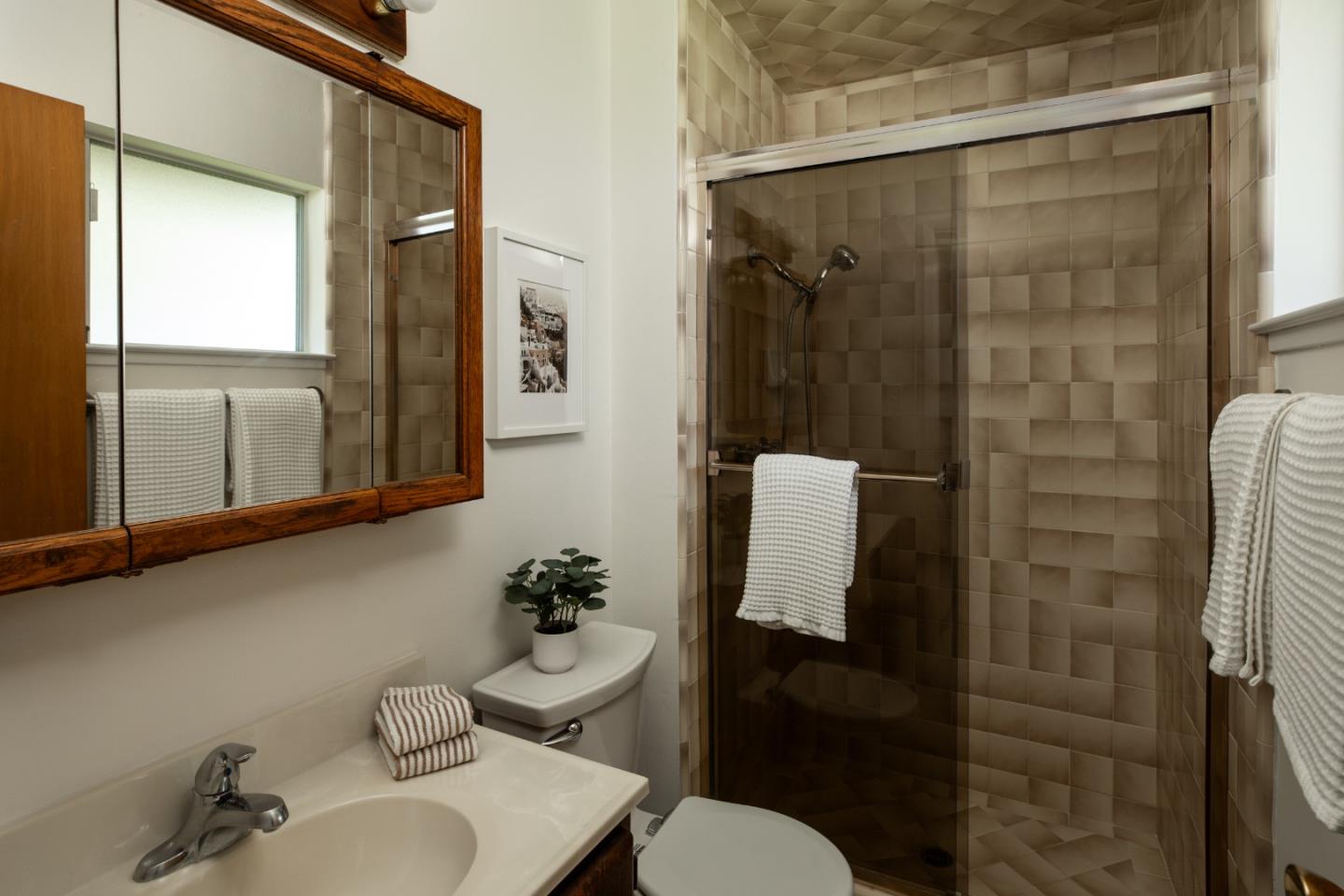 Detail Gallery Image 18 of 28 For 1441 Scossa Ave, San Jose,  CA 95118 - 3 Beds | 2 Baths