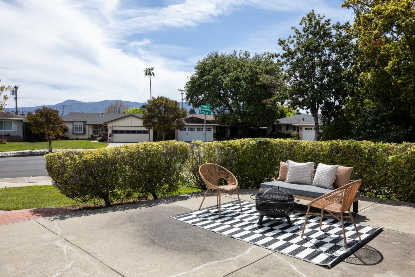 Detail Gallery Image 5 of 28 For 1441 Scossa Ave, San Jose,  CA 95118 - 3 Beds | 2 Baths