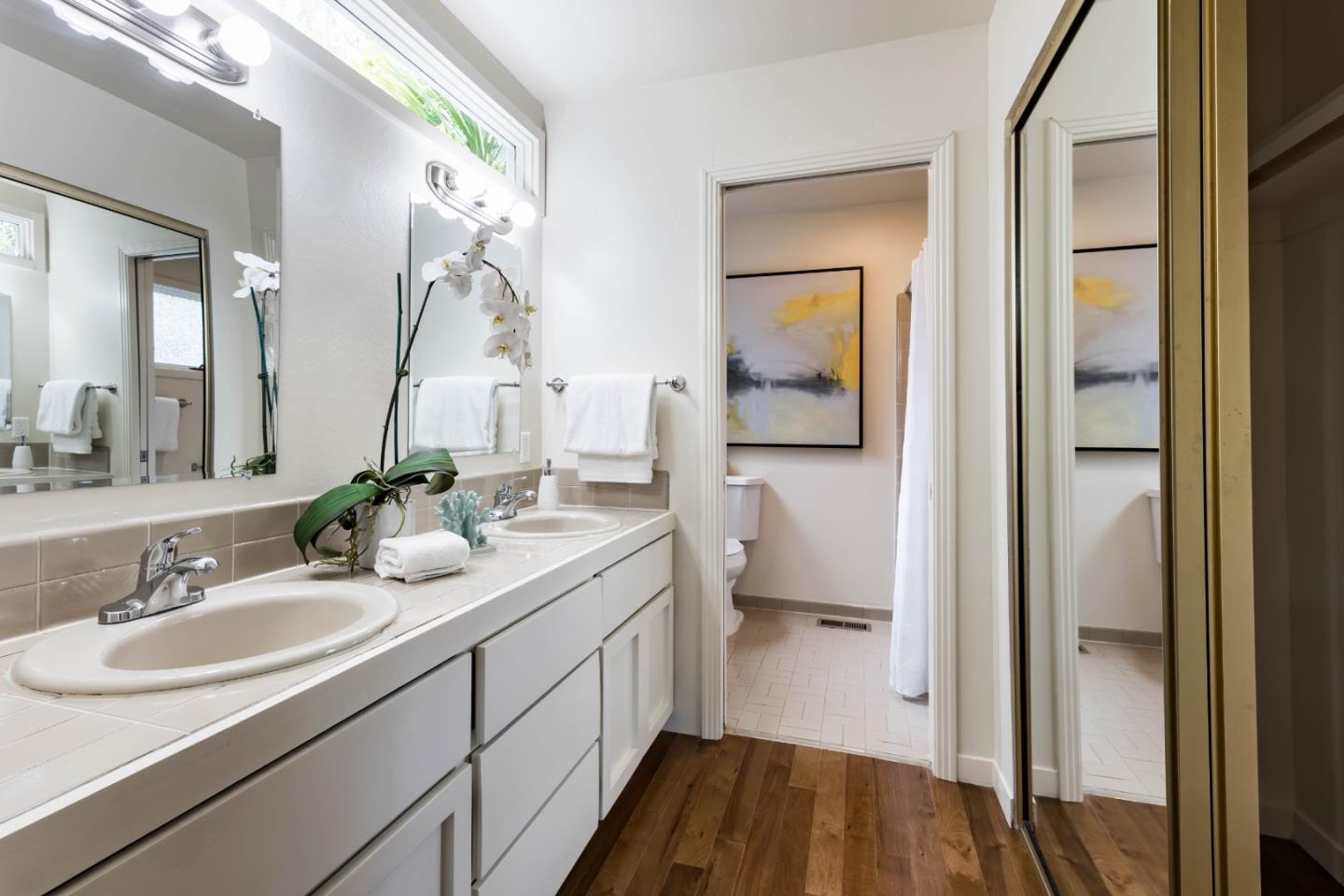 Detail Gallery Image 15 of 25 For 695 N California Ave, Palo Alto,  CA 94301 - 4 Beds | 2 Baths