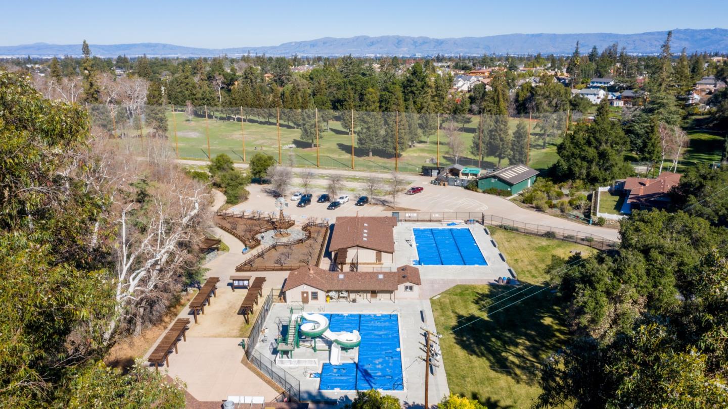Detail Gallery Image 68 of 83 For 22856 Poplar Grove Sq, Cupertino,  CA 95014 - 4 Beds | 2/1 Baths