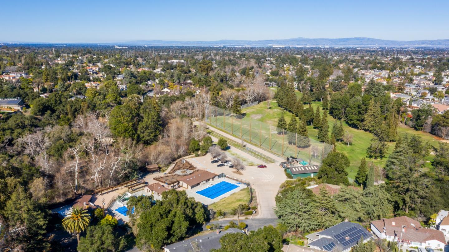Detail Gallery Image 69 of 83 For 22856 Poplar Grove Sq, Cupertino,  CA 95014 - 4 Beds | 2/1 Baths
