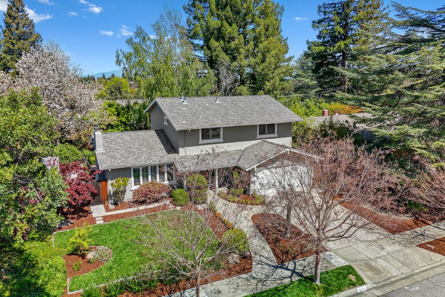 Detail Gallery Image 3 of 52 For 141 Cambrian View Way, Los Gatos,  CA 95032 - 5 Beds | 3 Baths