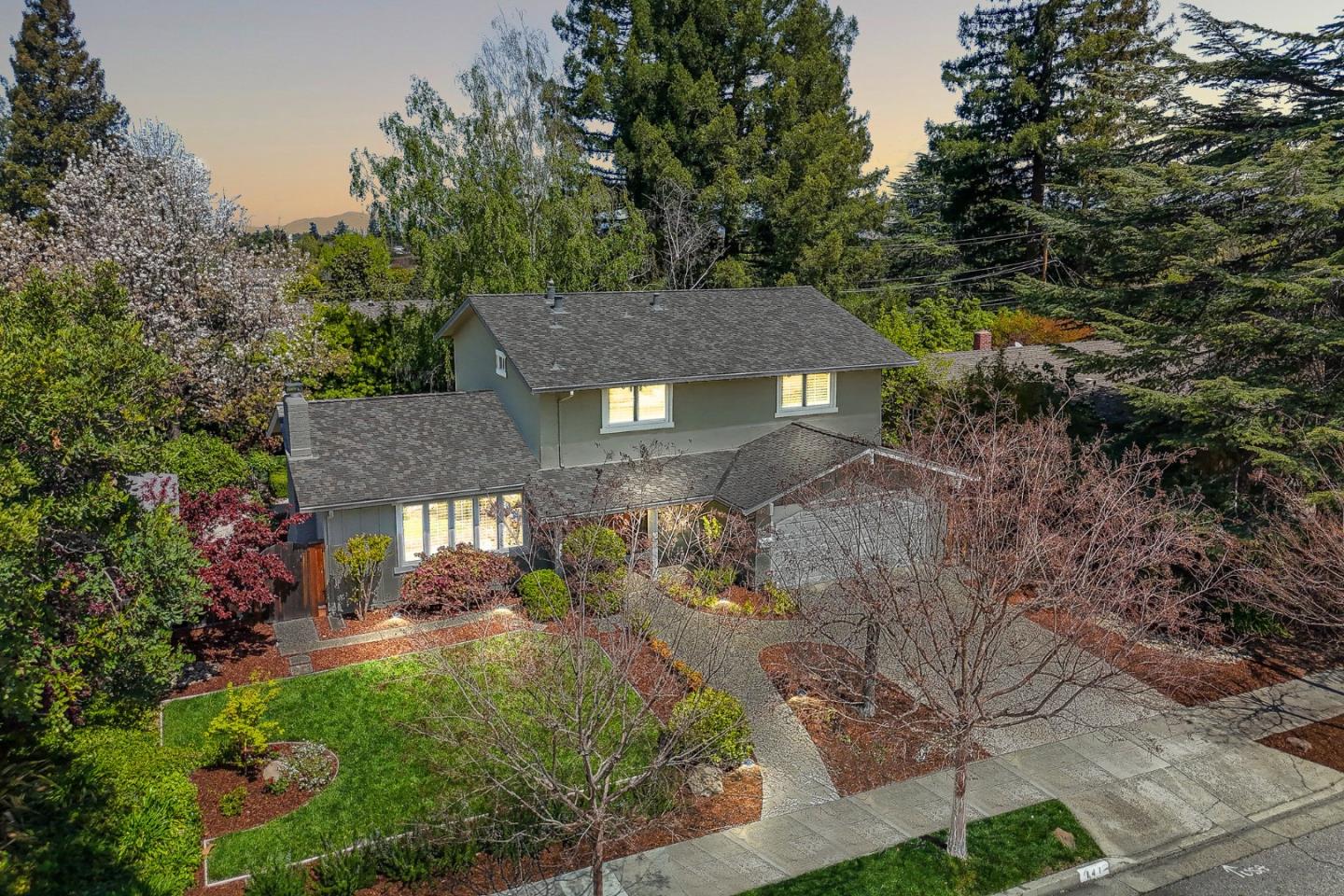 Detail Gallery Image 7 of 52 For 141 Cambrian View Way, Los Gatos,  CA 95032 - 5 Beds | 3 Baths