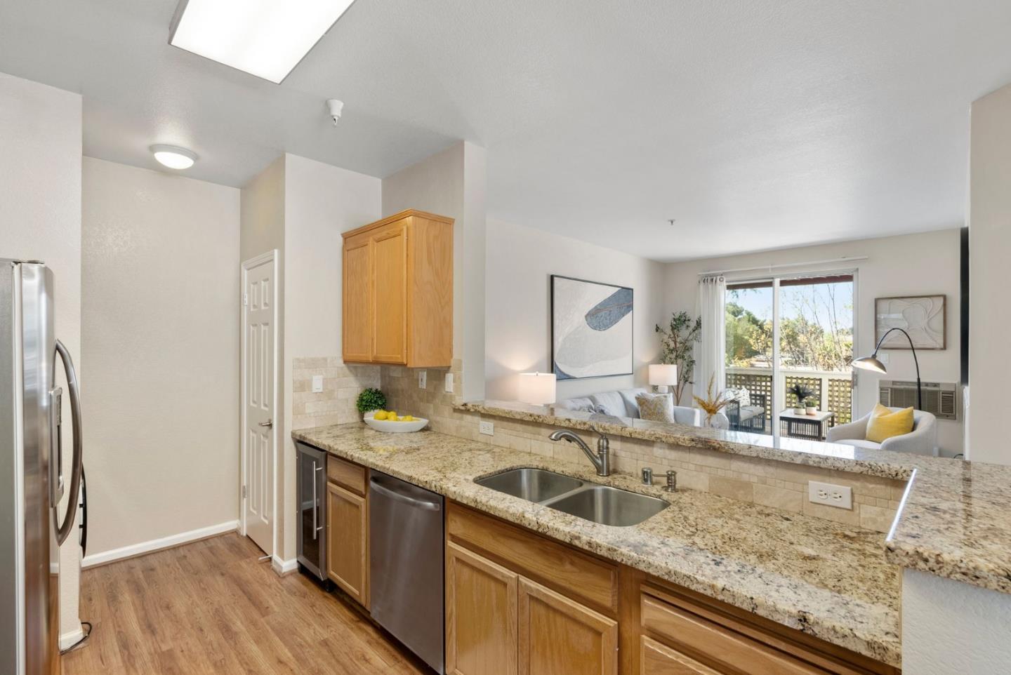 Detail Gallery Image 10 of 19 For 250 Santa Fe Ter #322,  Sunnyvale,  CA 94085 - 2 Beds | 2 Baths