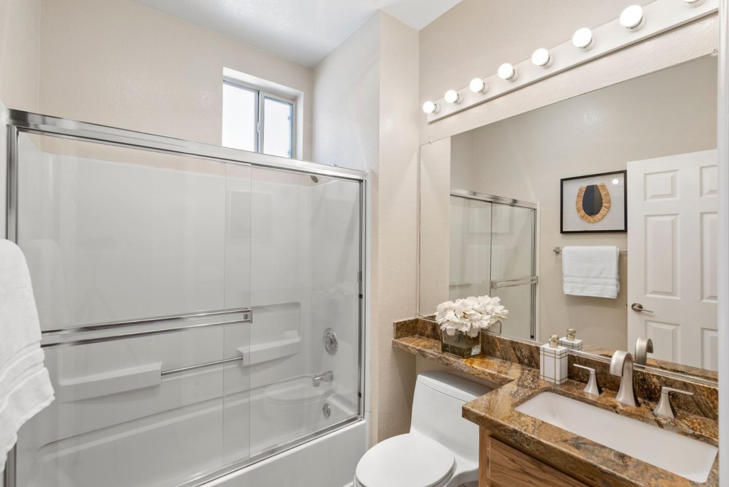 Detail Gallery Image 16 of 19 For 250 Santa Fe Ter #322,  Sunnyvale,  CA 94085 - 2 Beds | 2 Baths