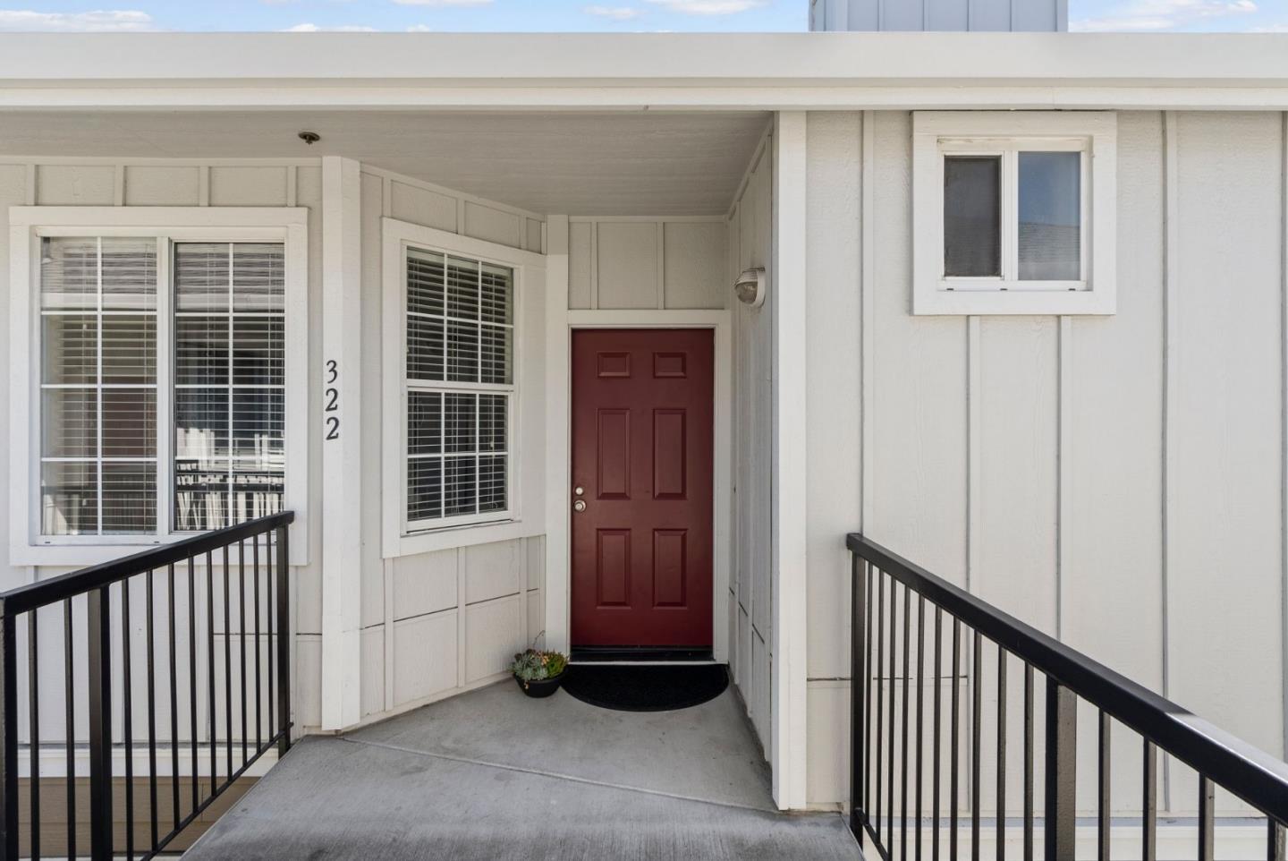 Detail Gallery Image 3 of 19 For 250 Santa Fe Ter #322,  Sunnyvale,  CA 94085 - 2 Beds | 2 Baths