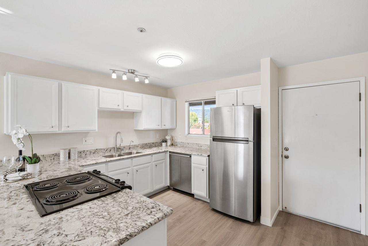 Detail Gallery Image 15 of 31 For 308 River St #B23,  Santa Cruz,  CA 95060 - 2 Beds | 1 Baths
