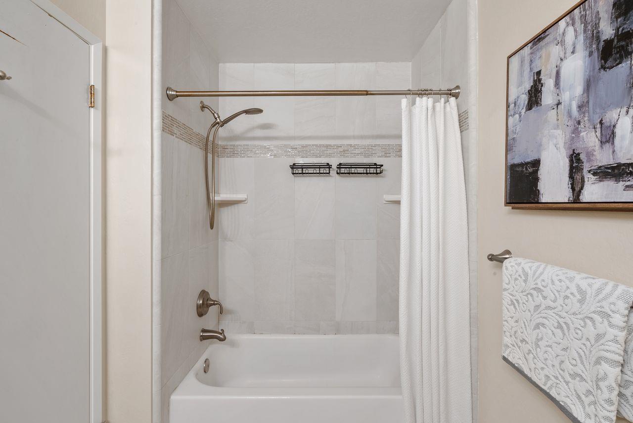 Detail Gallery Image 22 of 31 For 308 River St #B23,  Santa Cruz,  CA 95060 - 2 Beds | 1 Baths