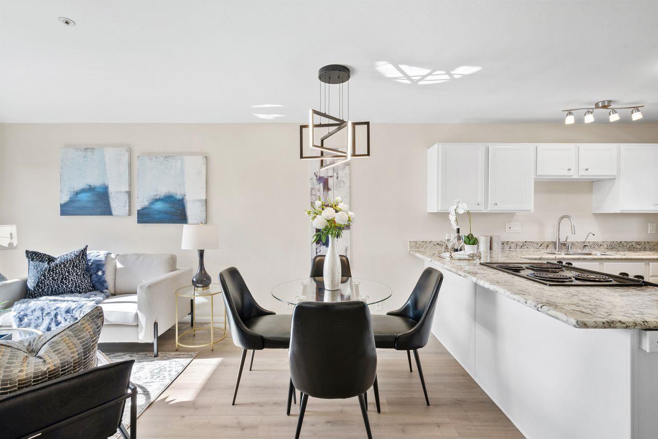 Detail Gallery Image 6 of 31 For 308 River St #B23,  Santa Cruz,  CA 95060 - 2 Beds | 1 Baths