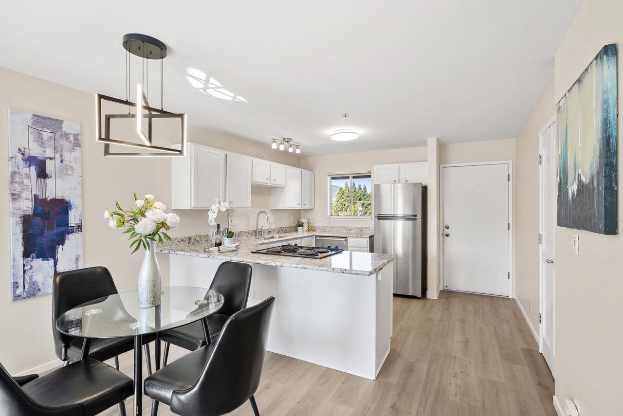 Detail Gallery Image 9 of 31 For 308 River St #B23,  Santa Cruz,  CA 95060 - 2 Beds | 1 Baths